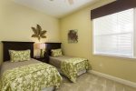 After a long day at the parks come home to this comfortable twin/twin bedroom
